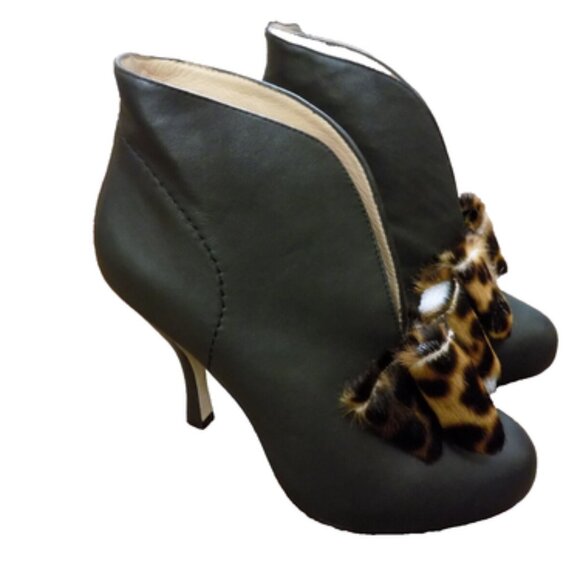 Vivienne Westwood Anglomania Black Leather Fur Bow Platform Heels Booties 37 6.5 - Picture 1 of 14